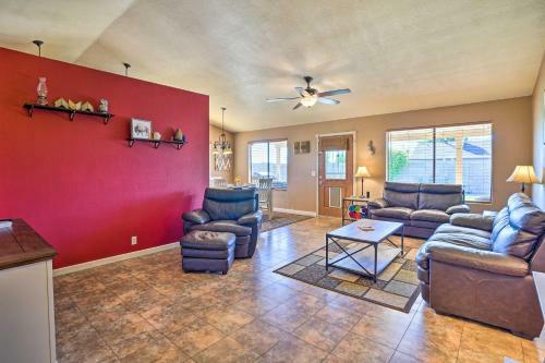 Peoria Home With Large Yard About 14 Mi To Phoenix!