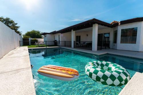 Sanctuary Lodge In Tempe By Homeslice Stays