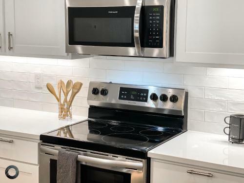 Bright Amp Modern Family Retreat 5 Location 2br