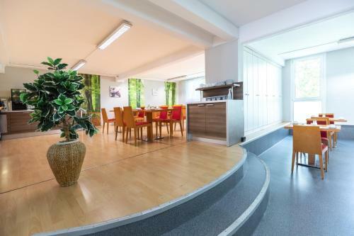 Aparthotel Aviva