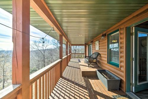 House With Mtn Views And Fire Pit, 2 Mi To Lake!
