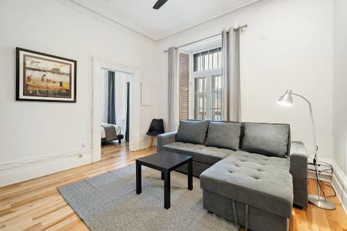 Old Port Montreal Apartments By Restavio