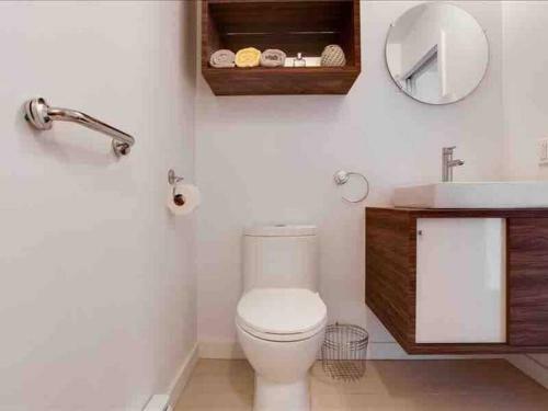 Apartamento Sunny & Comfy Condo With City View
