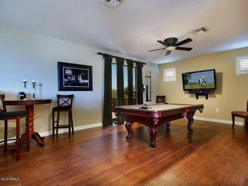 North Phoenix Hillside 4 Bdrm Wviews & Hot Tub