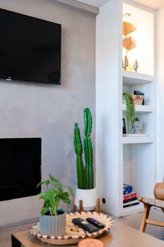 Phoenix Bohemian Hideaway