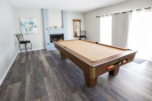 Htd Pool/ Bbq/ Putting Green/ 15 Mi To The Airport
