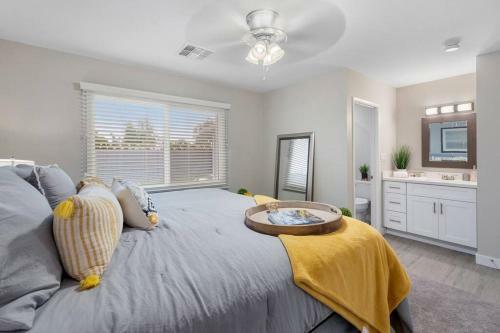 Modern Remodeled Private 3 Bed, 2 Bath Home In Phoenix, Arizona