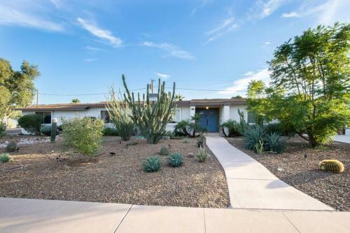 Grand Horizon Casa By Homeslice Stays