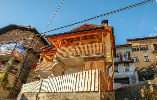 Beautiful Home In Dosso Del Liro With 2 Bedrooms