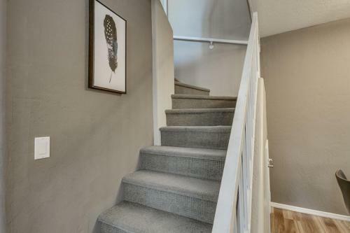Beautiful North Scottsdale 2 Bedroom Condo