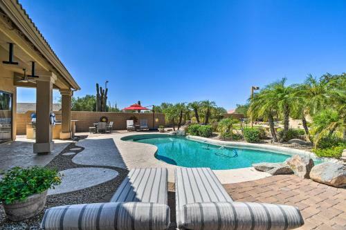 Scottsdale Golfers Getaway With Putting Green