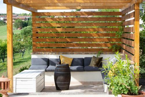N�18 A Private Country Hideaway In Monferrato