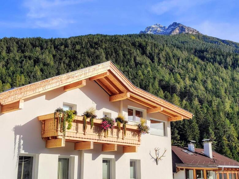 Apartamento Doug's Mountain Getaway - 'top Two Floors'