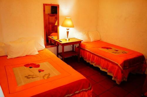 Hostal Hospedaje La Hoja