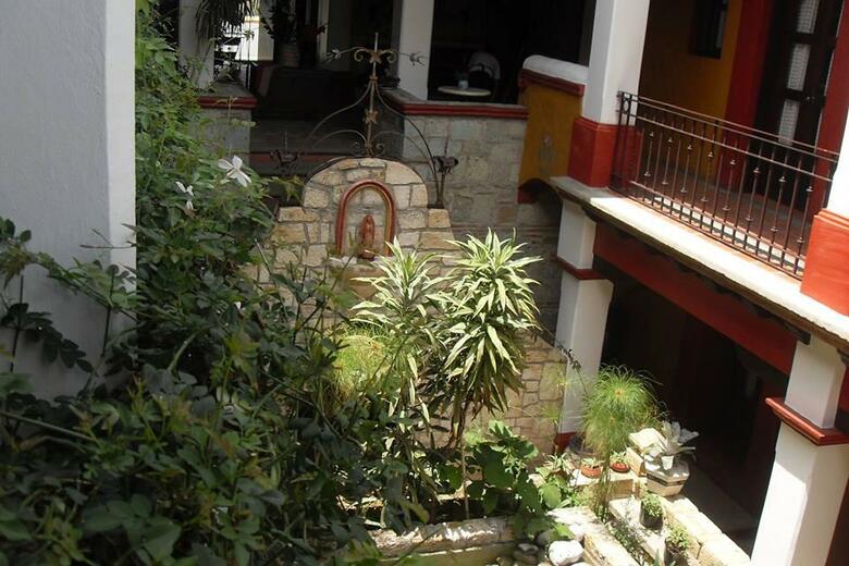 Hotel Casa Del S�tano