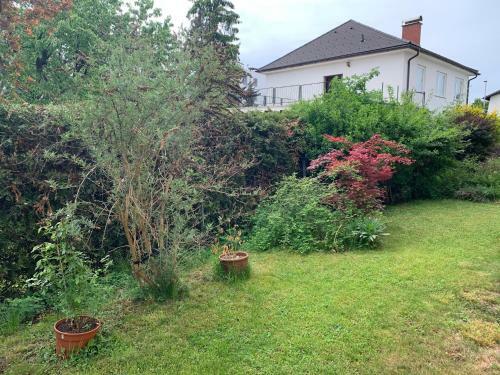 Nettes 2 Zimmer Apartment Autobahnn�he
