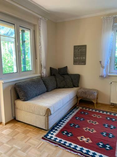 Nettes 2 Zimmer Apartment Autobahnn�he