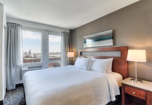 Hotel Marriott Springhill Suites Old Montreal