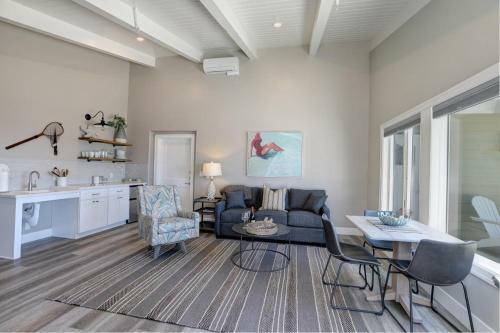 Salty Sister Beach House - 1170mb