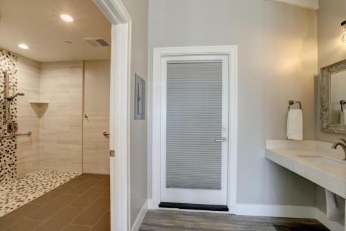 Salty Sister Beach House - 1170mb