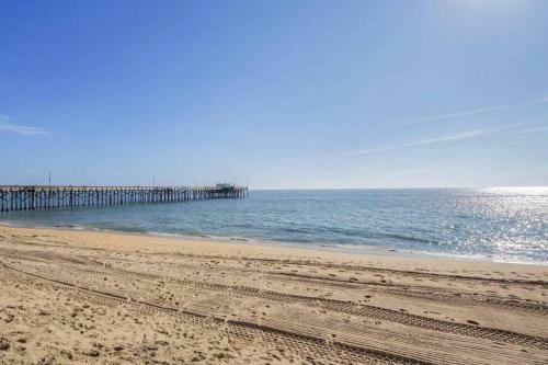 Apartamento 1000#4 Modern Beach Home, Steps From Sand W/ac!