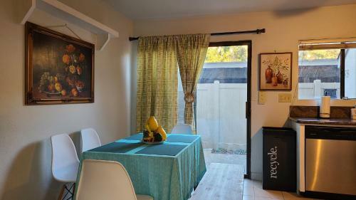 Apartamento Your Next Vacation Getaway Townhouse Including Pool Access
