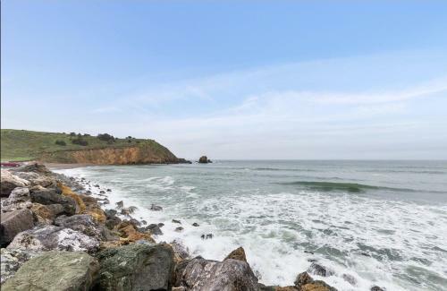 @ Marbella Lane Top Coastline Views, Family Friendly