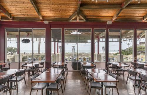 @ Marbella Lane Top Coastline Views, Family Friendly