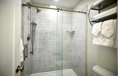 Apartamento St Anton Courtyard View 2-bedroom Condos With Two Oversized Jacuzzi Spas