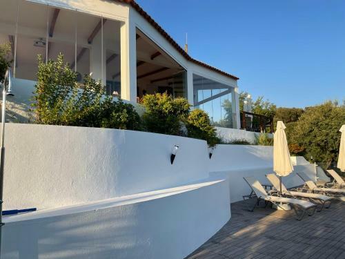 Bed & Breakfast Montes De Charme (al 6288)