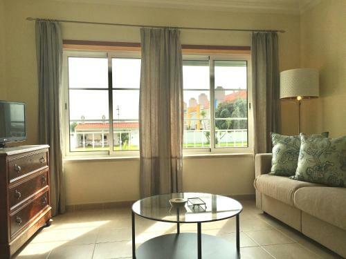 Palmeiras Apartement - T1 Com Piscina