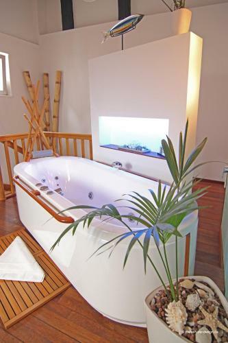 Elements Hotel
