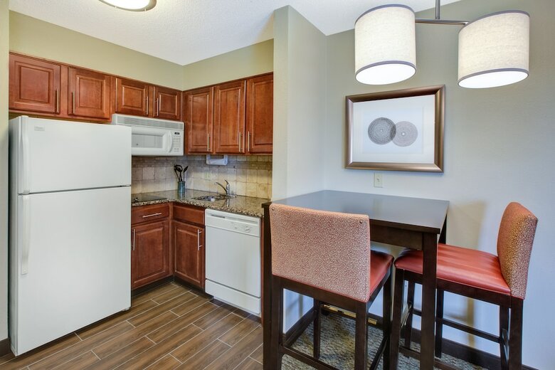 Hotel Staybridge Suites Louisville - East