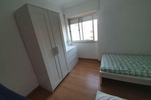 Apartamento Lovely 2-bedroom Flat With Free Parking