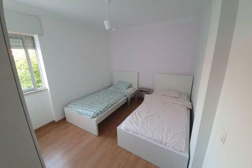 Apartamento Lovely 2-bedroom Flat With Free Parking