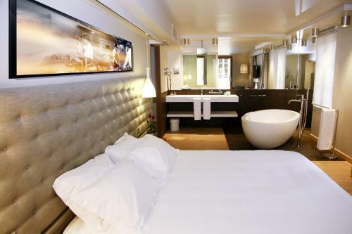 Hotel Le Pr� Du Moulin