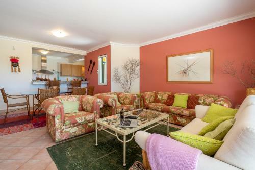 Villa Flamboyant House - By The Beach