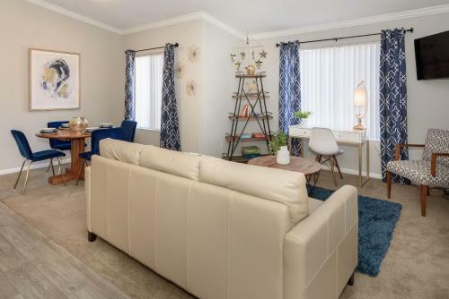 Apartamento Mid-century Modern 2br With Pool And Gym