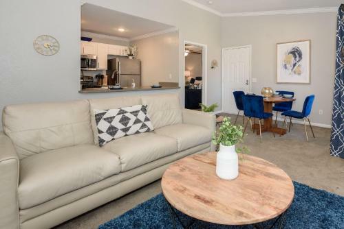 Apartamento Mid-century Modern 2br With Pool And Gym