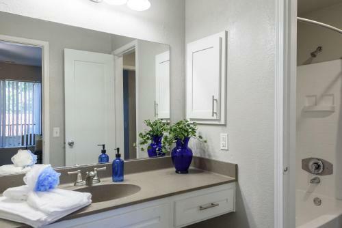 Apartamento Mid-century Modern 2br With Pool And Gym