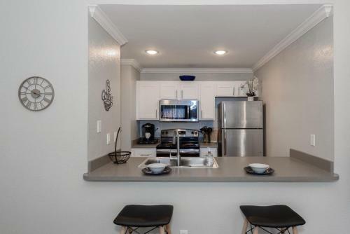 Apartamento Mid-century Modern 2br With Pool And Gym