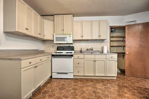 Family-friendly Pine Mountain Club Hideaway!