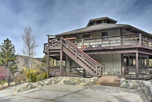 Family-friendly Pine Mountain Club Hideaway!