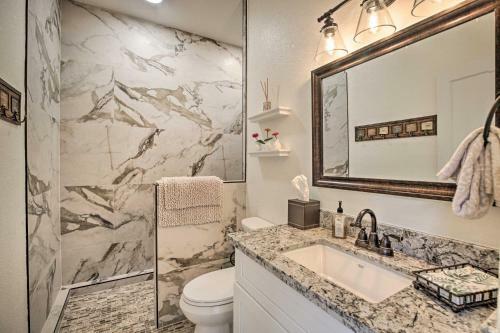 Upscale Casita With Mtn Views Golf, Hike And Sip