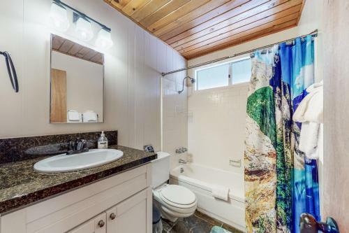 Treetop Retreat
