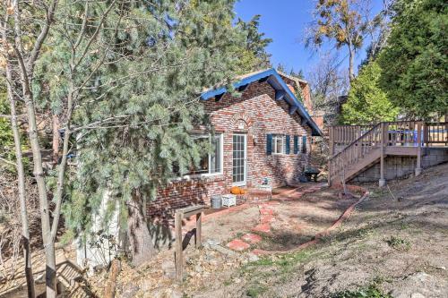 Modern Cabin With Game Room And Deck, Near Skiing