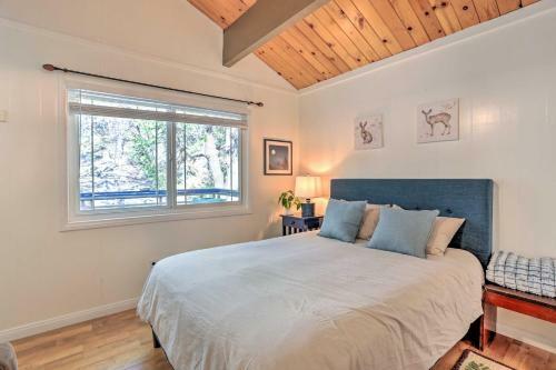 Modern Cabin With Game Room And Deck, Near Skiing