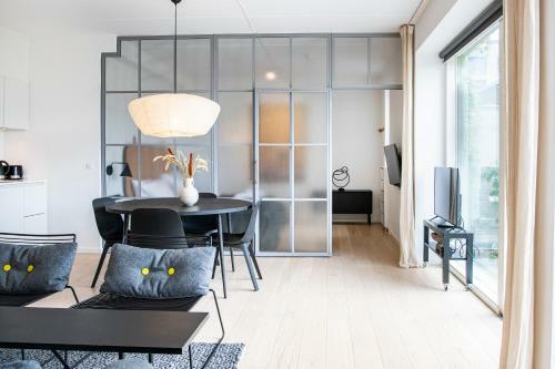 Apartamento By The Beach Gardens - Into This Place