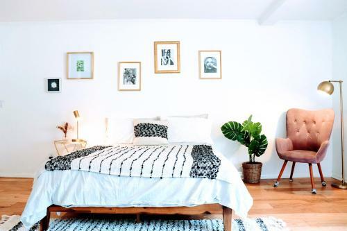 Hostal Mediterranean Chic Home With Pool & Bbq - 3 Br/2ba