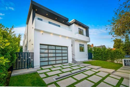 The Dream Villa